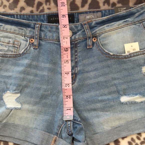 Aeropostale Light Blue Wash Midi Jean Shorts Size 4 - Picture 9 of 15